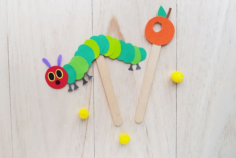 Did you read The Very Hungry Caterpillar? This Very Hungry Caterpillar Puppet Craft is a fun preschool kids craft to accompany the popular children's book. Add this easy Very Hungry Caterpillar craft for kids to your school lesson plans, homeschool plan or make with your kids. This is a great craft to accompany your life and plant cycle curriculum. Download this free Very Hungry Caterpillar Puppet craft template today for your students or kids.