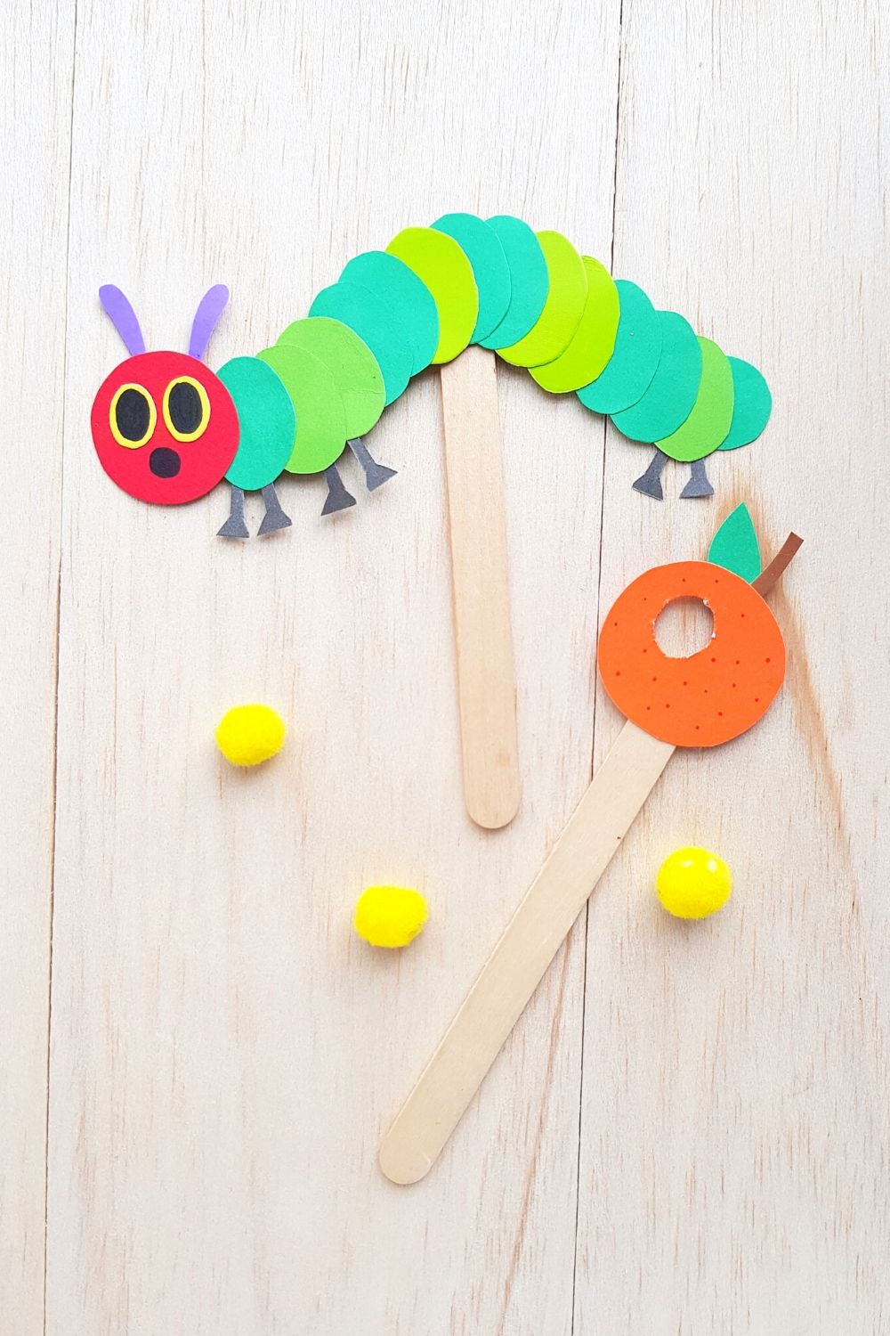 Did you read The Very Hungry Caterpillar? This Very Hungry Caterpillar Puppet Craft is a fun preschool kids craft to accompany the popular children's book. Add this easy Very Hungry Caterpillar craft for kids to your school lesson plans, homeschool plan or make with your kids. This is a great craft to accompany your life and plant cycle curriculum. Download this free Very Hungry Caterpillar Puppet craft template today for your students or kids.